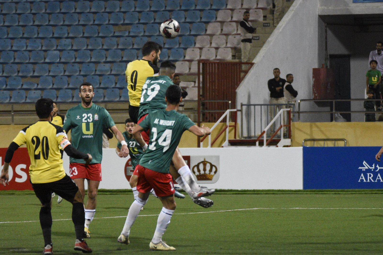 Madar Al-Saa Images 0.7270008310305973