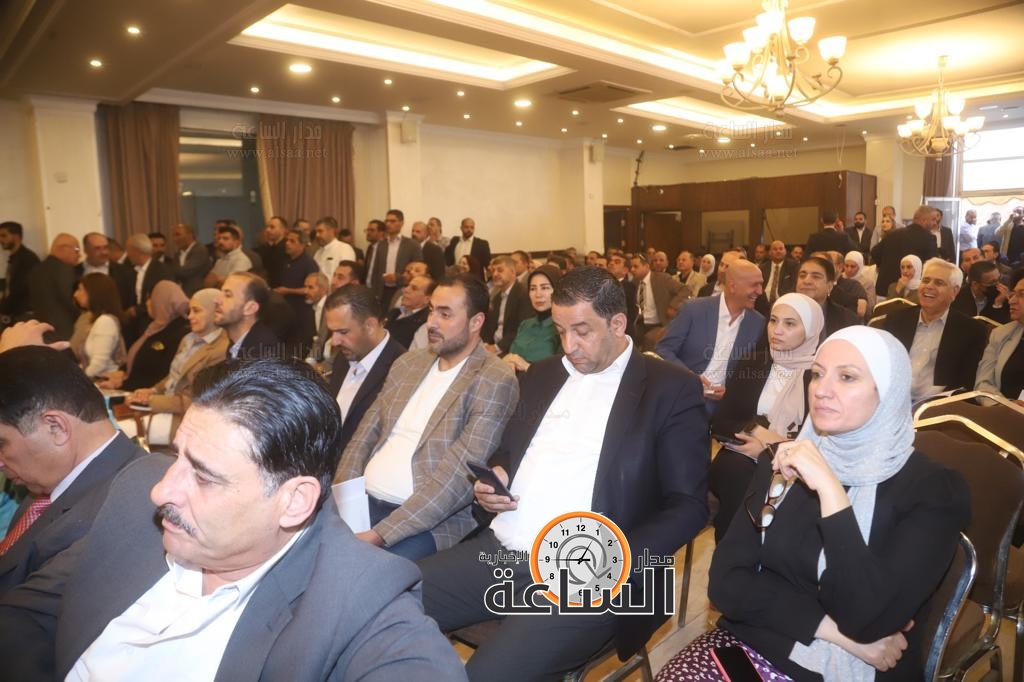 Madar Al-Saa Images 0.5363055717387131