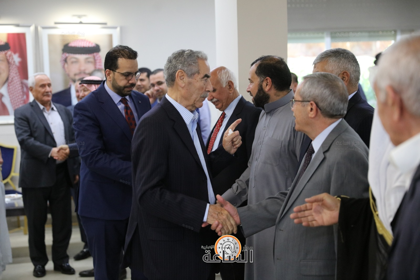 Madar Al-Saa Images 0.9171418497241687