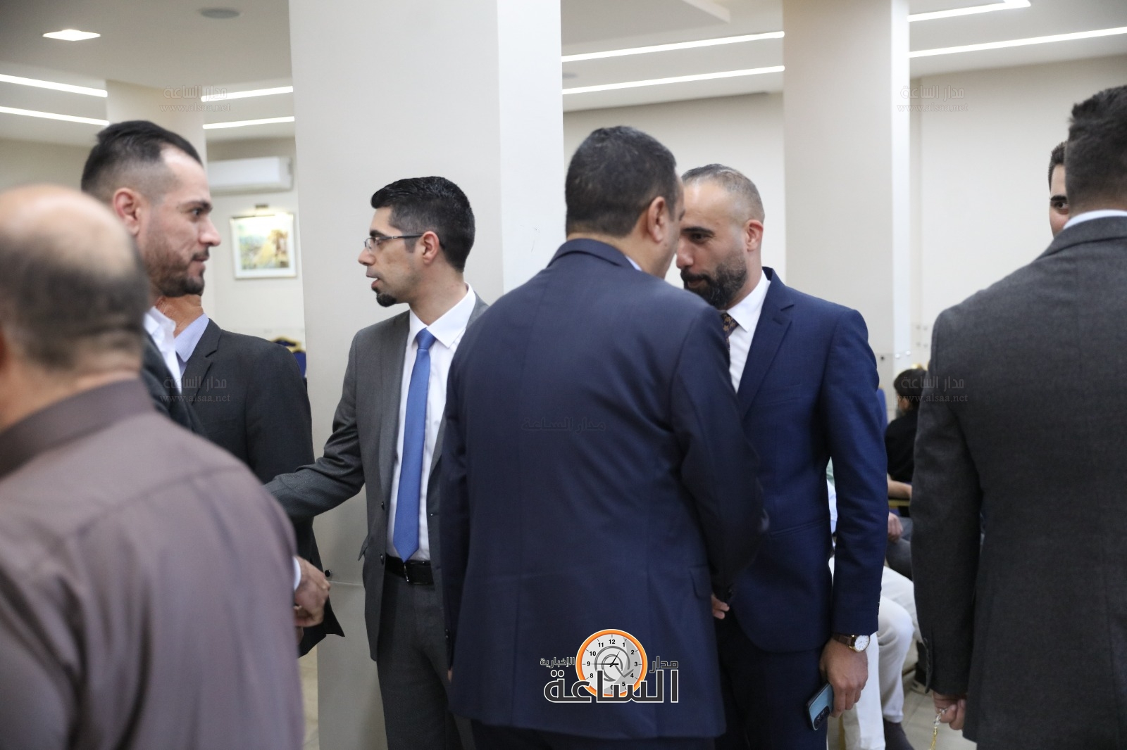 Madar Al-Saa Images 0.8532038775379219