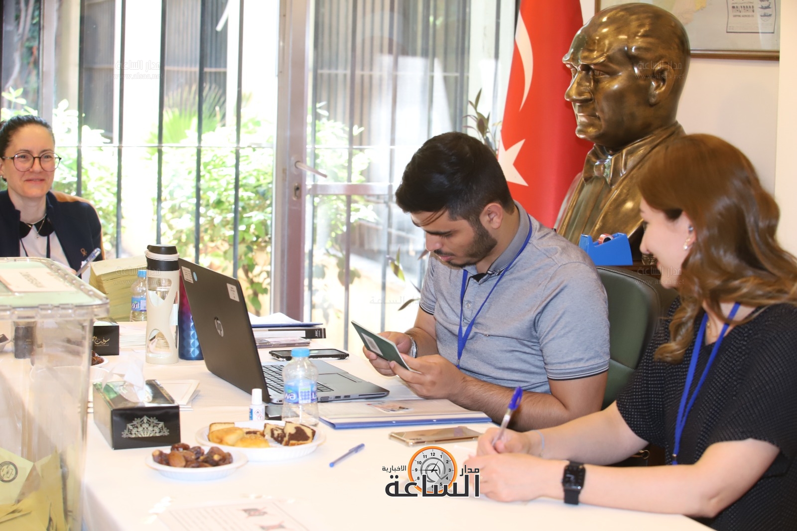 Madar Al-Saa Images 0.8775977289765999