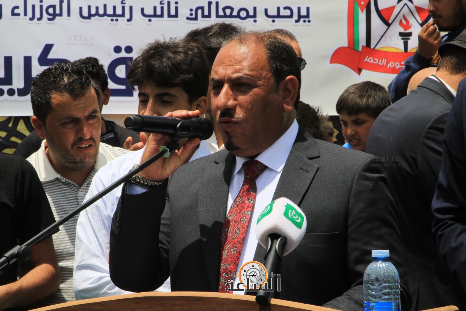 Madar Al-Saa Images 0.3938459739443687