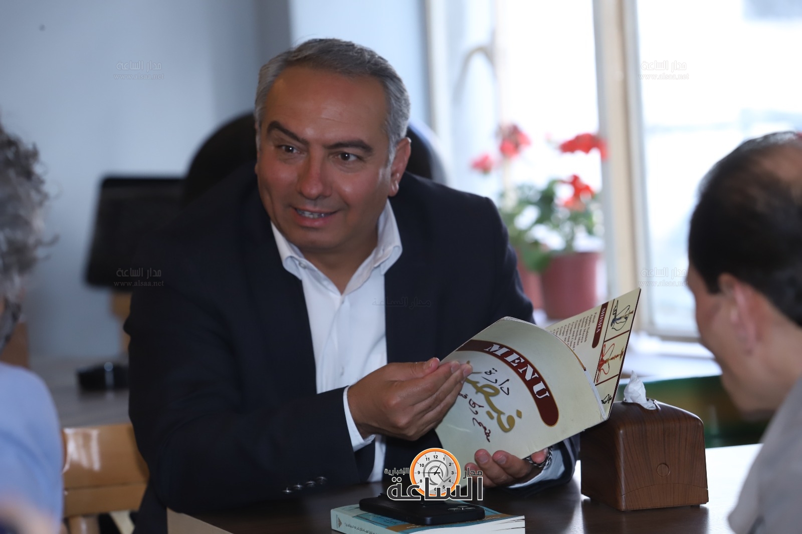 Madar Al-Saa Images 0.39216458040415625