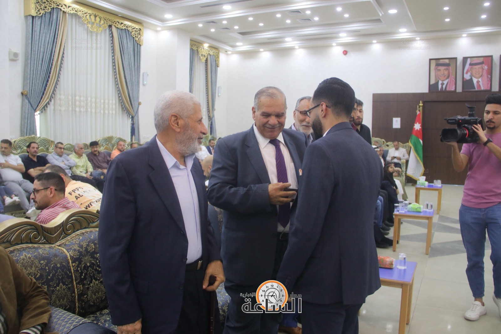 Madar Al-Saa Images 0.16453923602239162