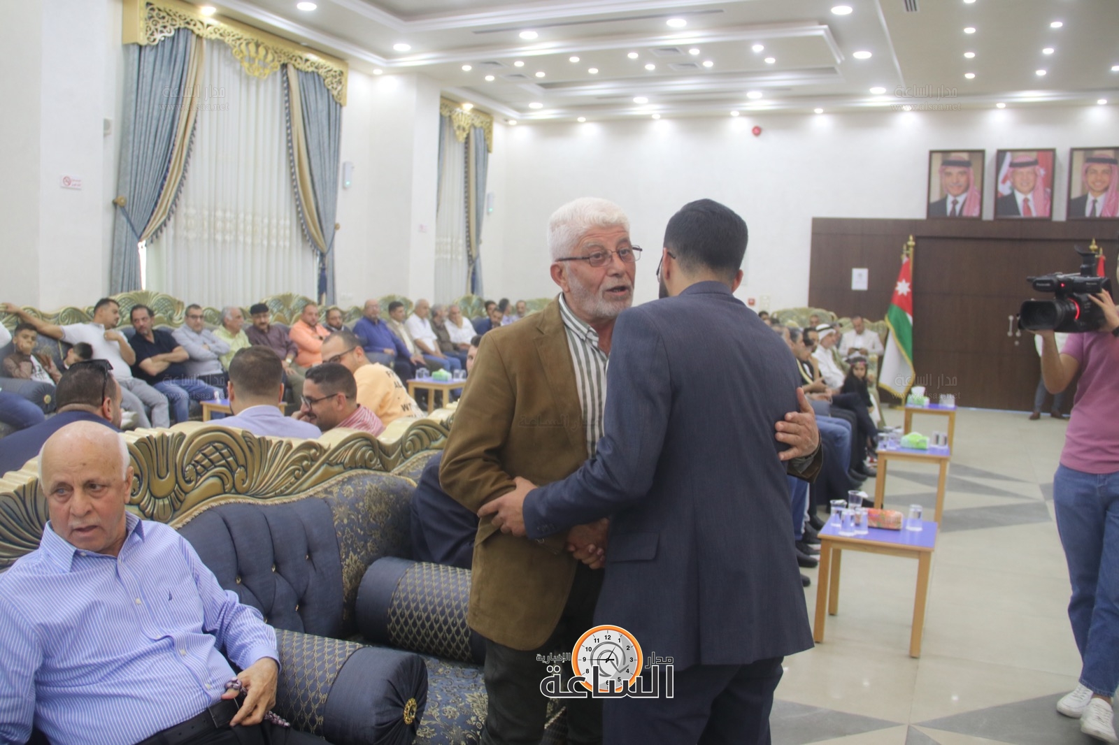 Madar Al-Saa Images 0.22785649689042686