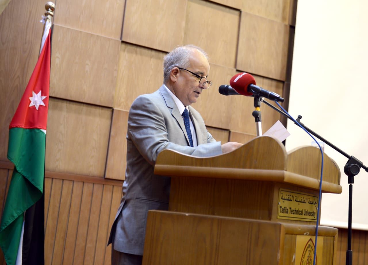 Madar Al-Saa Images 0.19737651361553632