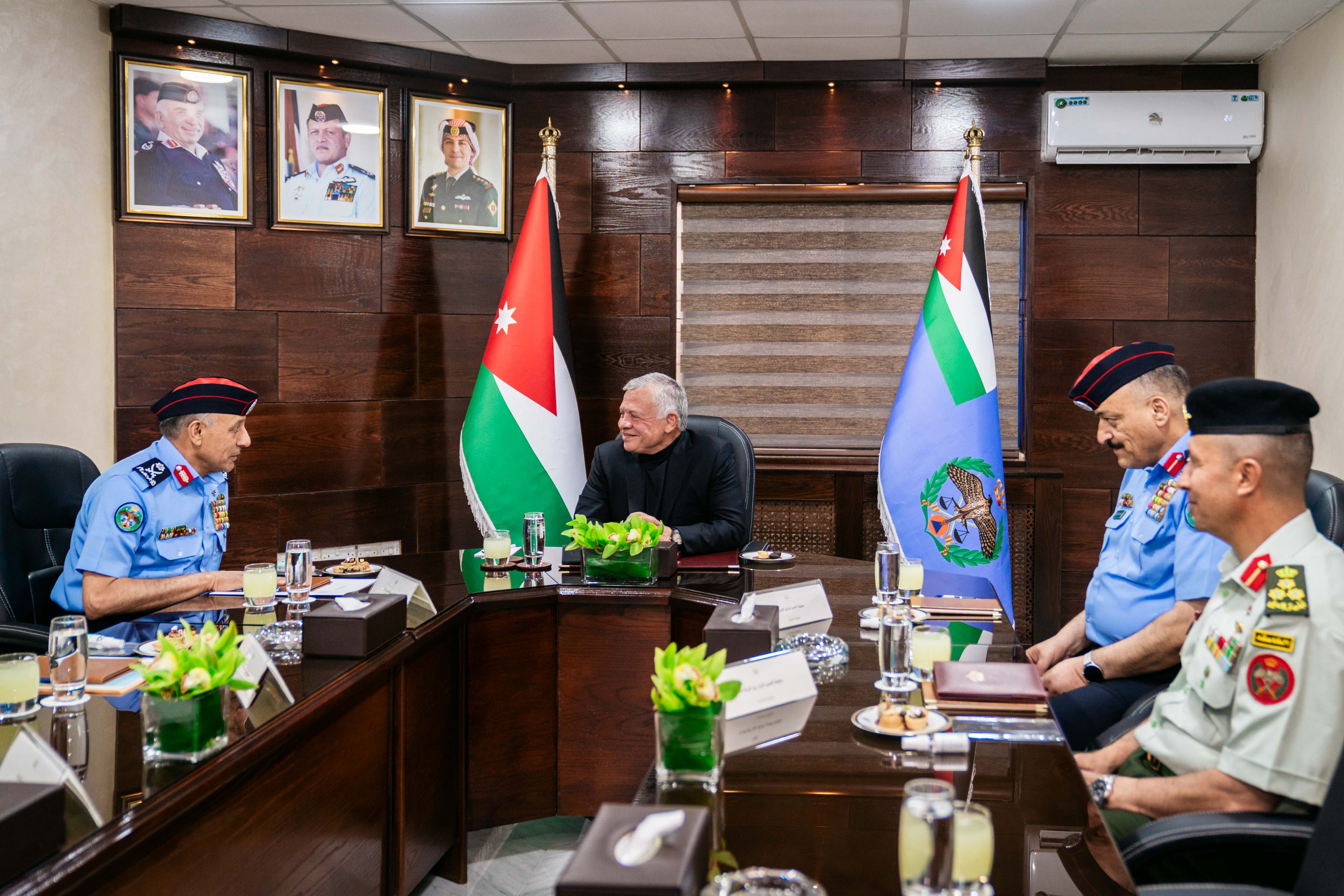 Madar Al-Saa Images 0.705185837695953