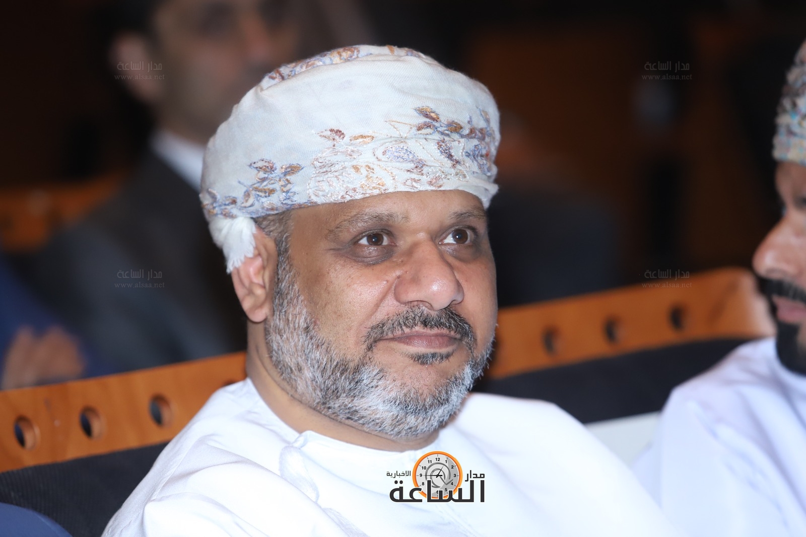 Madar Al-Saa Images 0.6182335656234577