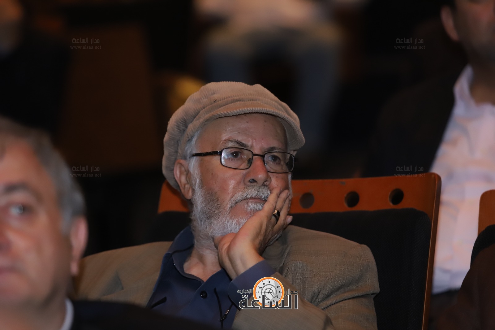 Madar Al-Saa Images 0.16306642700952567