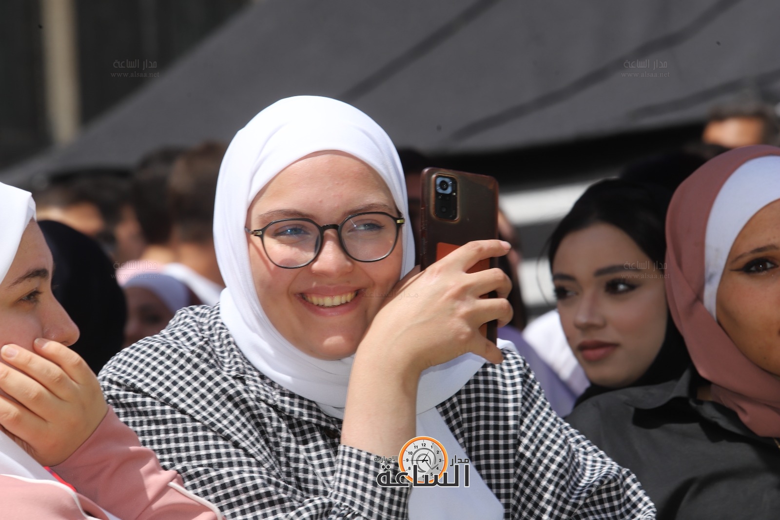 Madar Al-Saa Images 0.5245325905154445