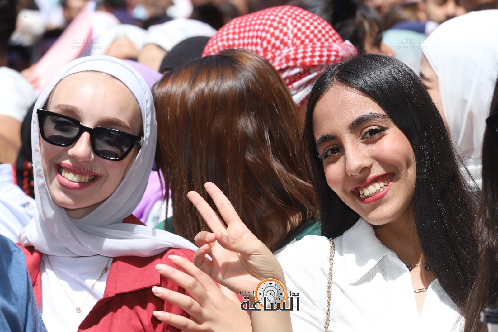 Madar Al-Saa Images 0.4848254315007836