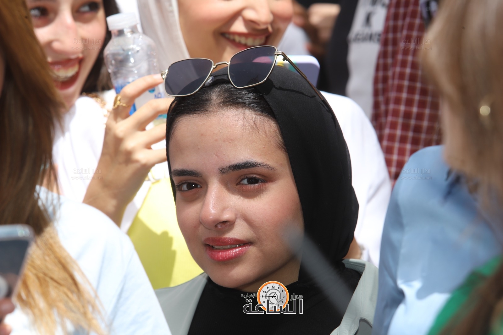 Madar Al-Saa Images 0.4049310542879849