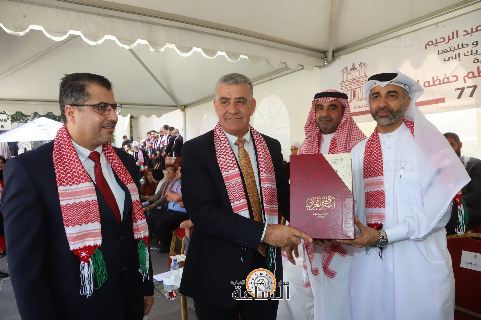 Madar Al-Saa Images 0.9146126118805236