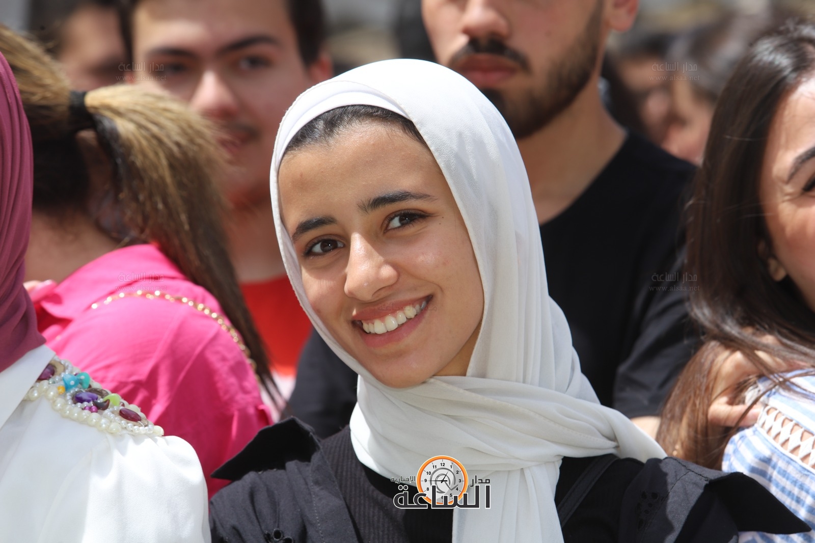 Madar Al-Saa Images 0.4763711614943251