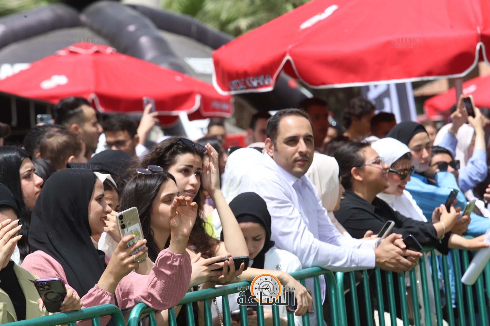 Madar Al-Saa Images 0.15815707100584397