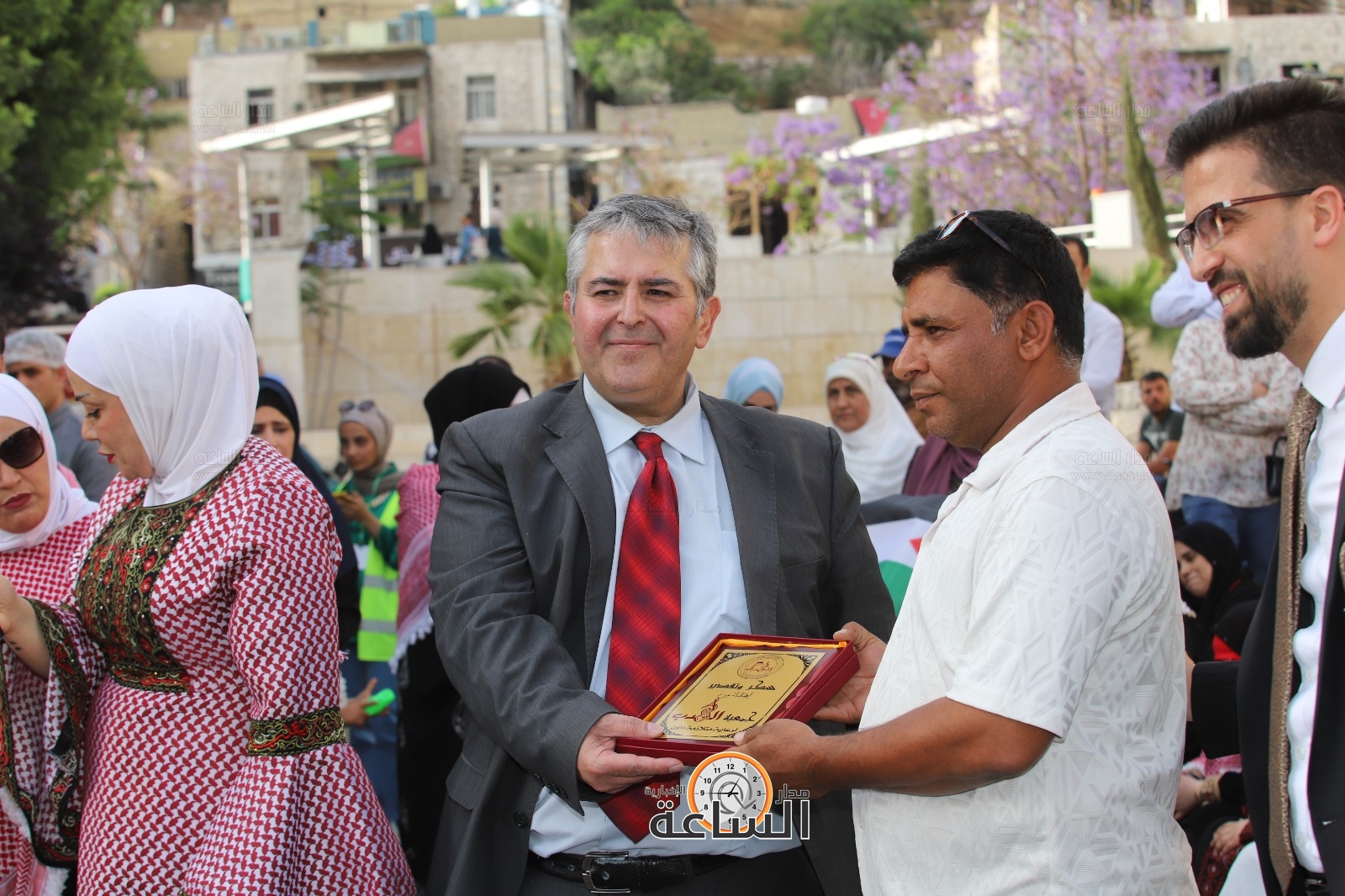 Madar Al-Saa Images 0.2816422642901646