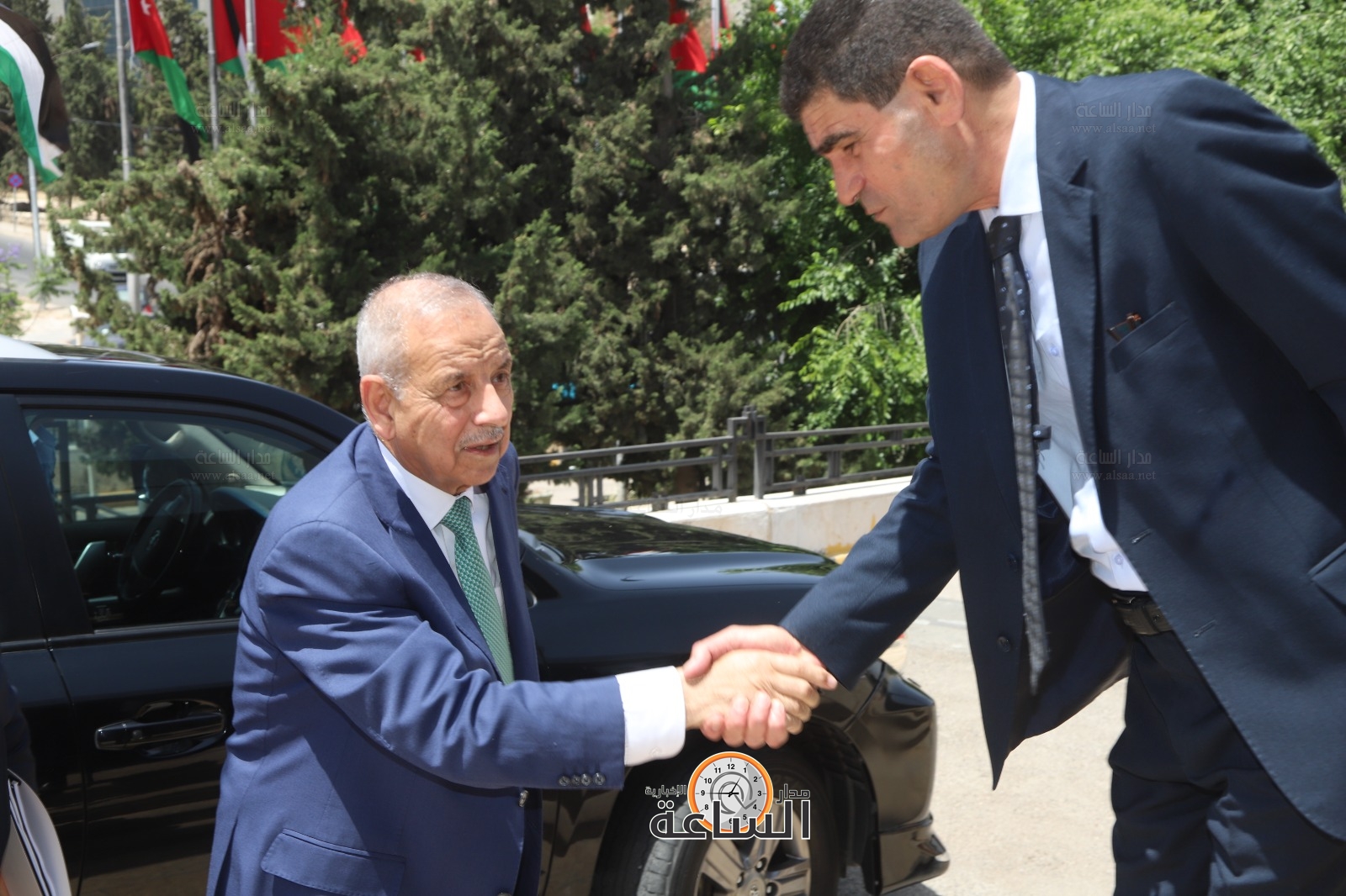 Madar Al-Saa Images 0.209569787716821