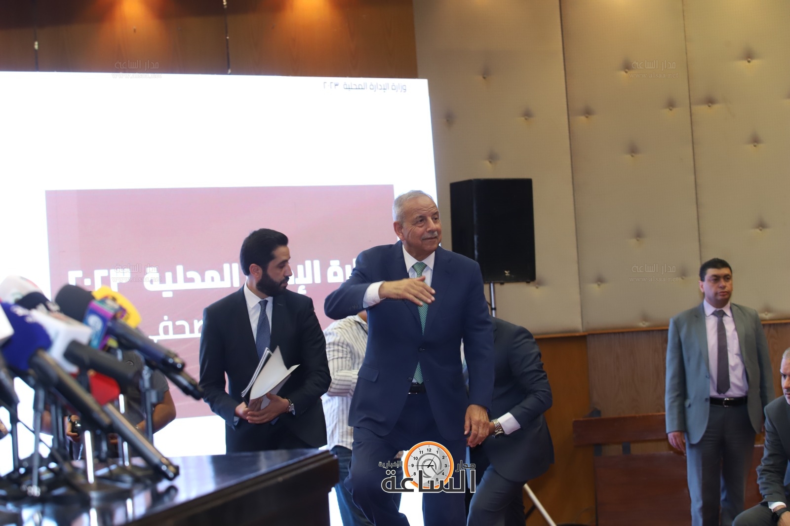 Madar Al-Saa Images 0.9401892183078076