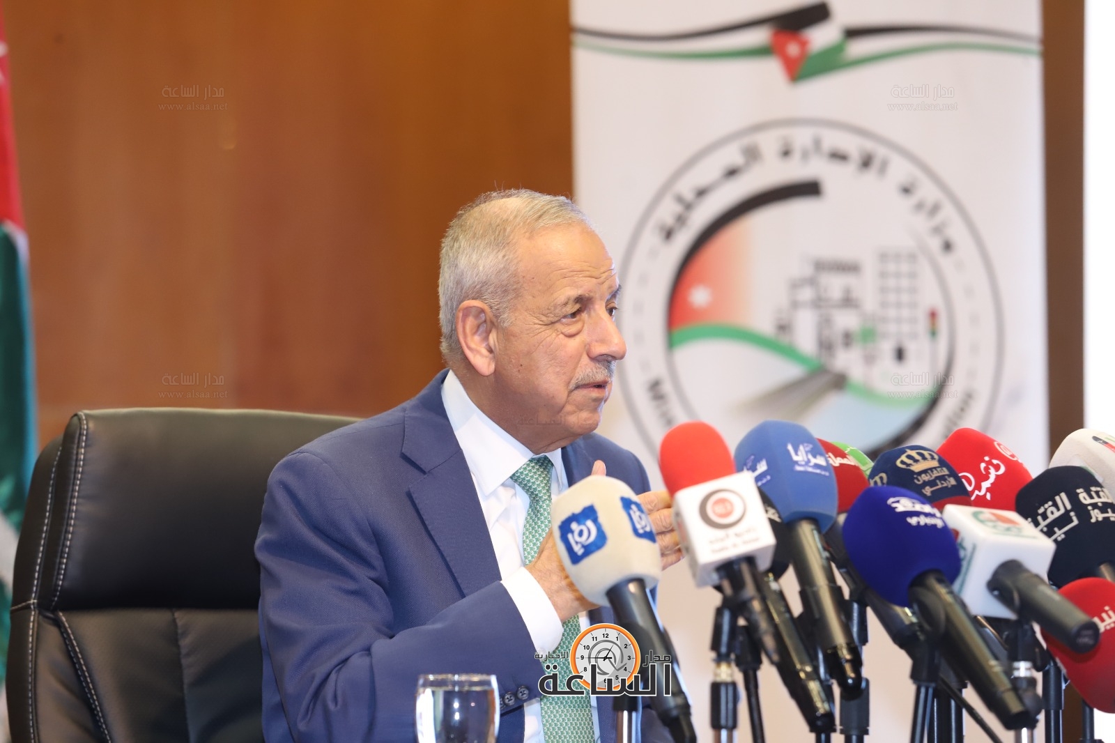 Madar Al-Saa Images 0.10716955110419124