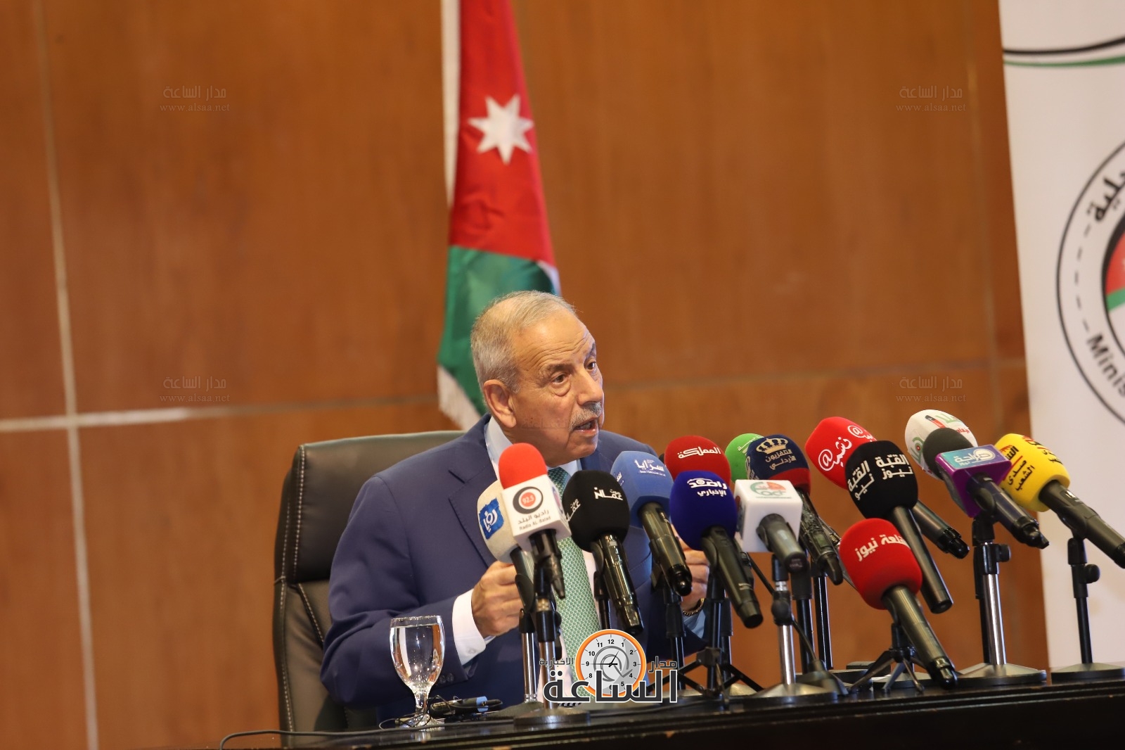 Madar Al-Saa Images 0.13537754979973915