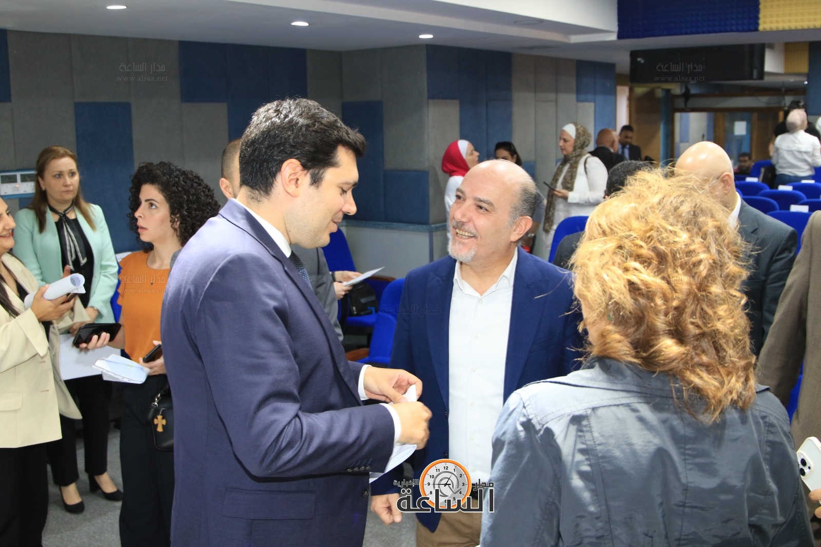 Madar Al-Saa Images 0.9921812129793814