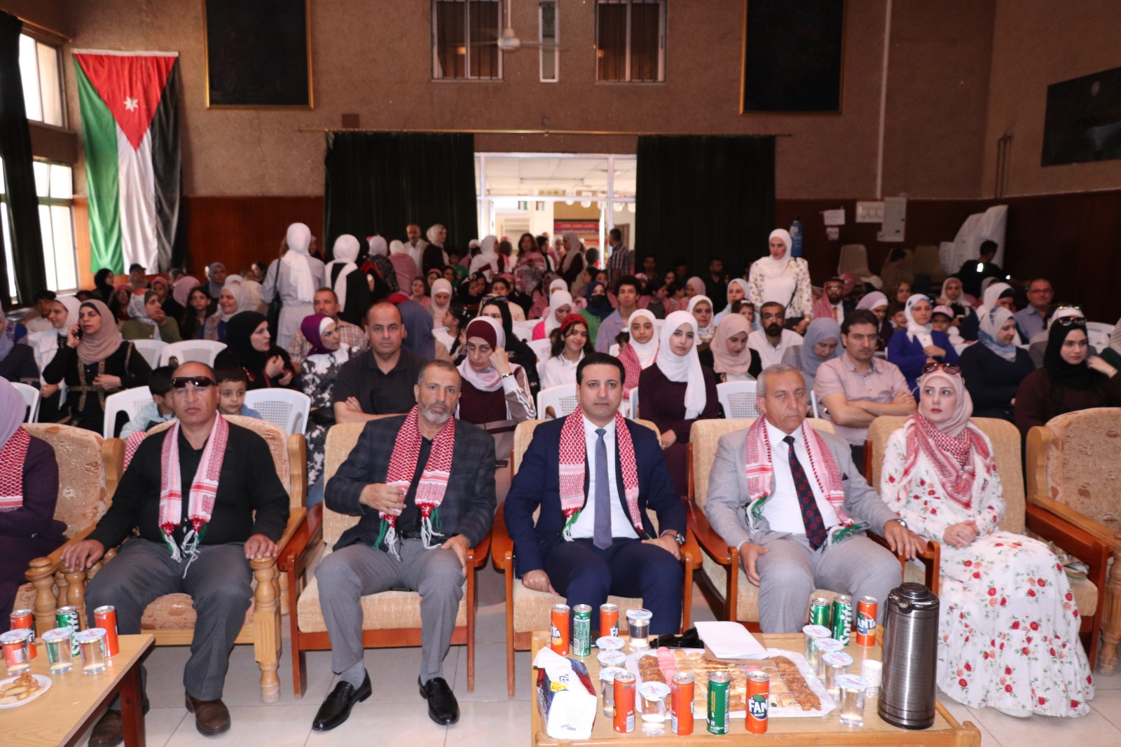 Madar Al-Saa Images 0.6156023985593992