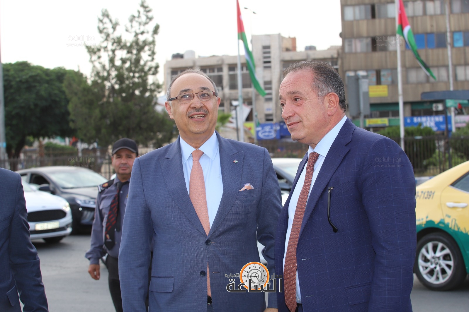 Madar Al-Saa Images 0.5151454237705548