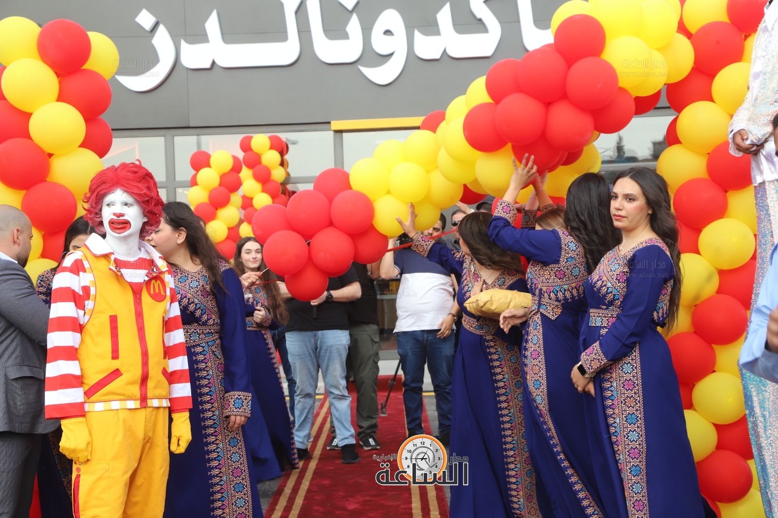 Madar Al-Saa Images 0.4189475110056091