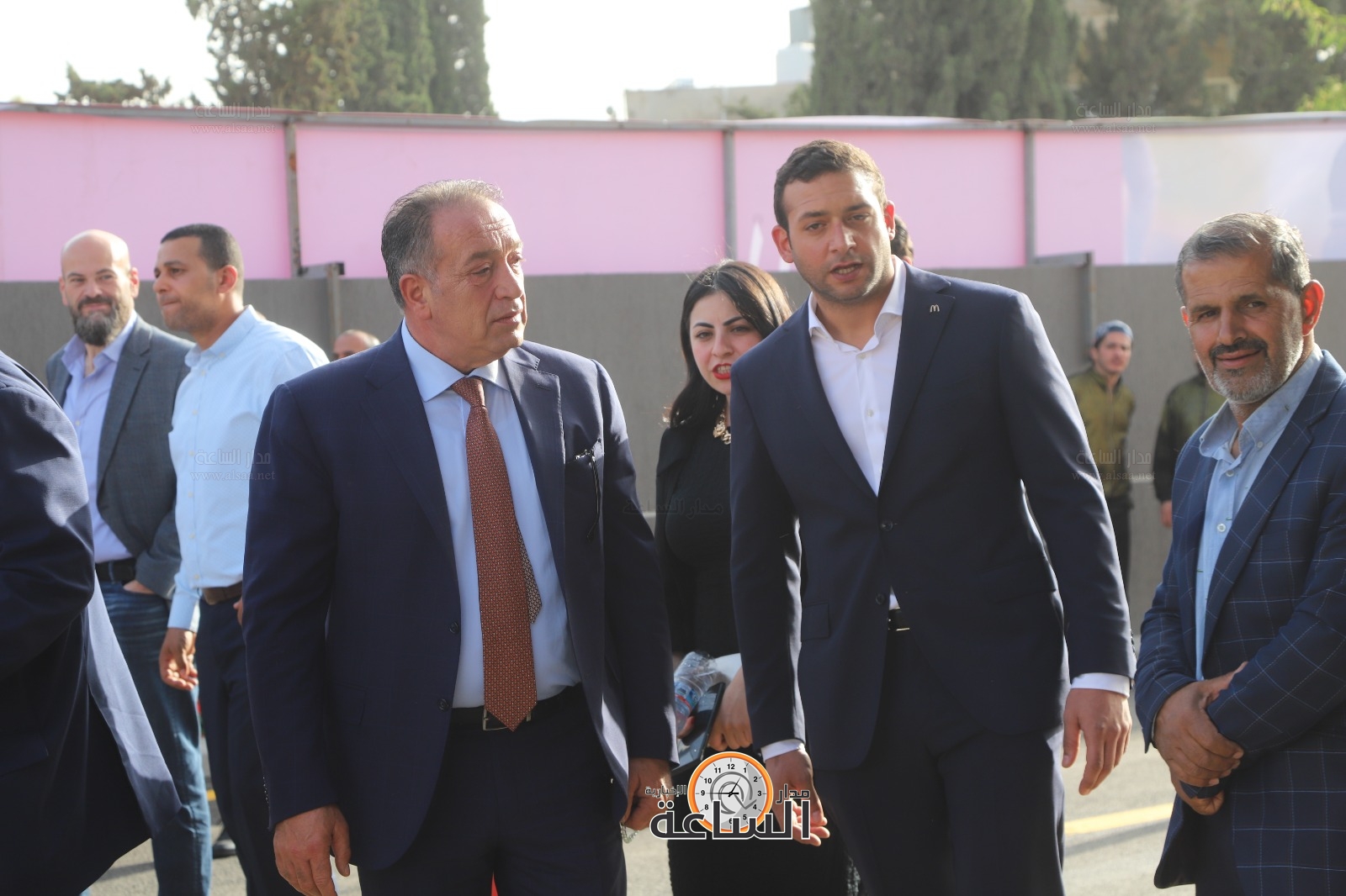 Madar Al-Saa Images 0.7564636094106332