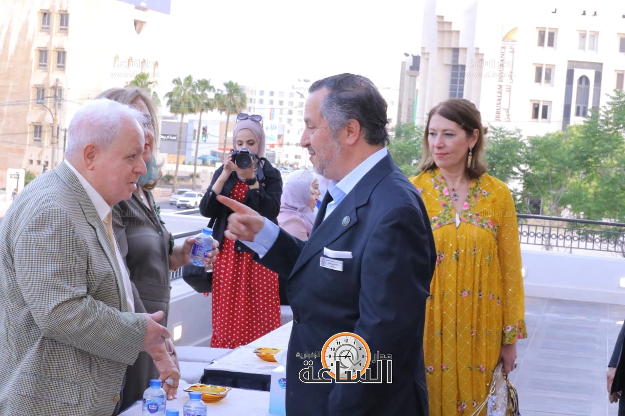 Madar Al-Saa Images 0.7541468912416148