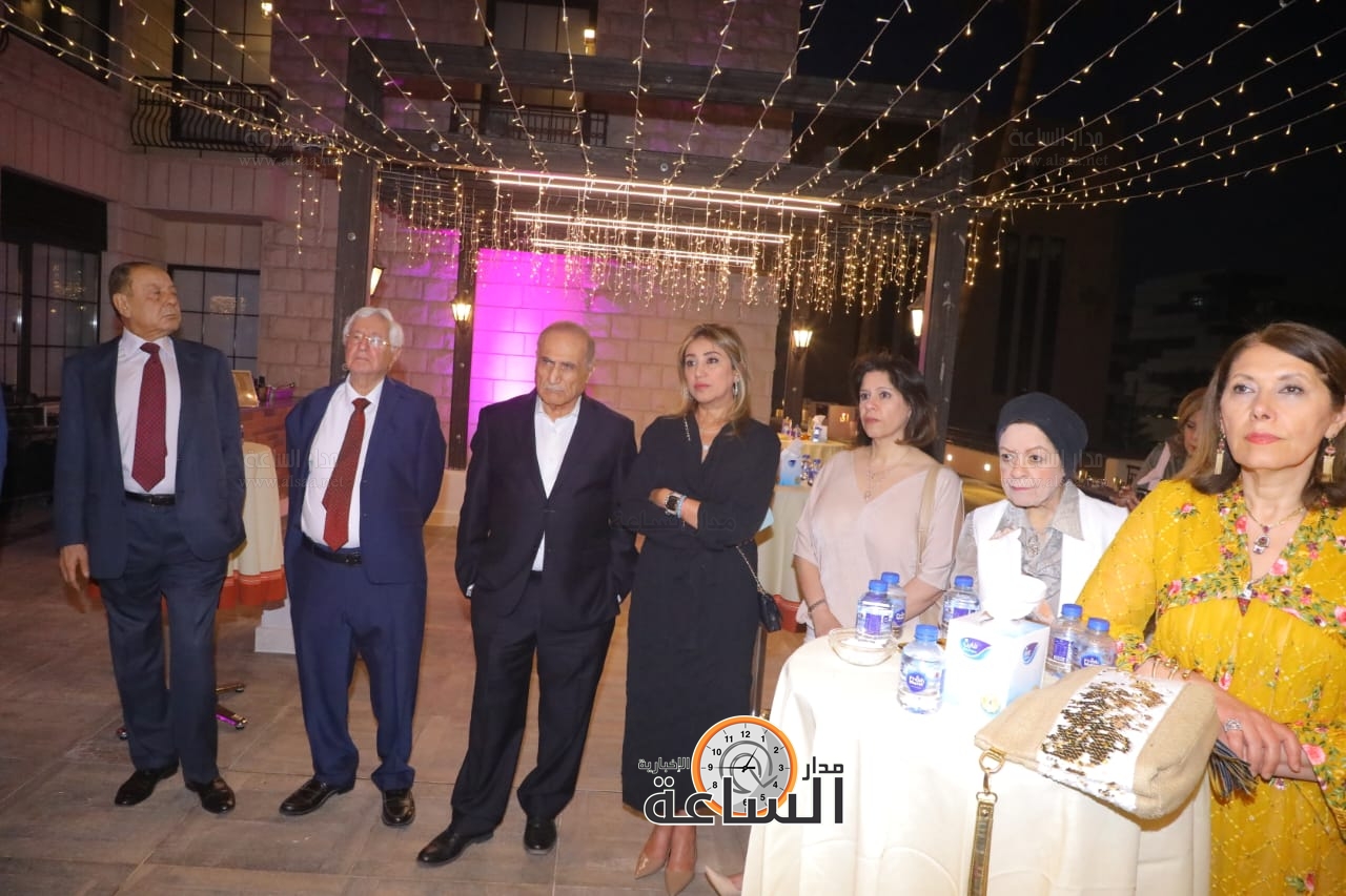 Madar Al-Saa Images 0.9479676993135316