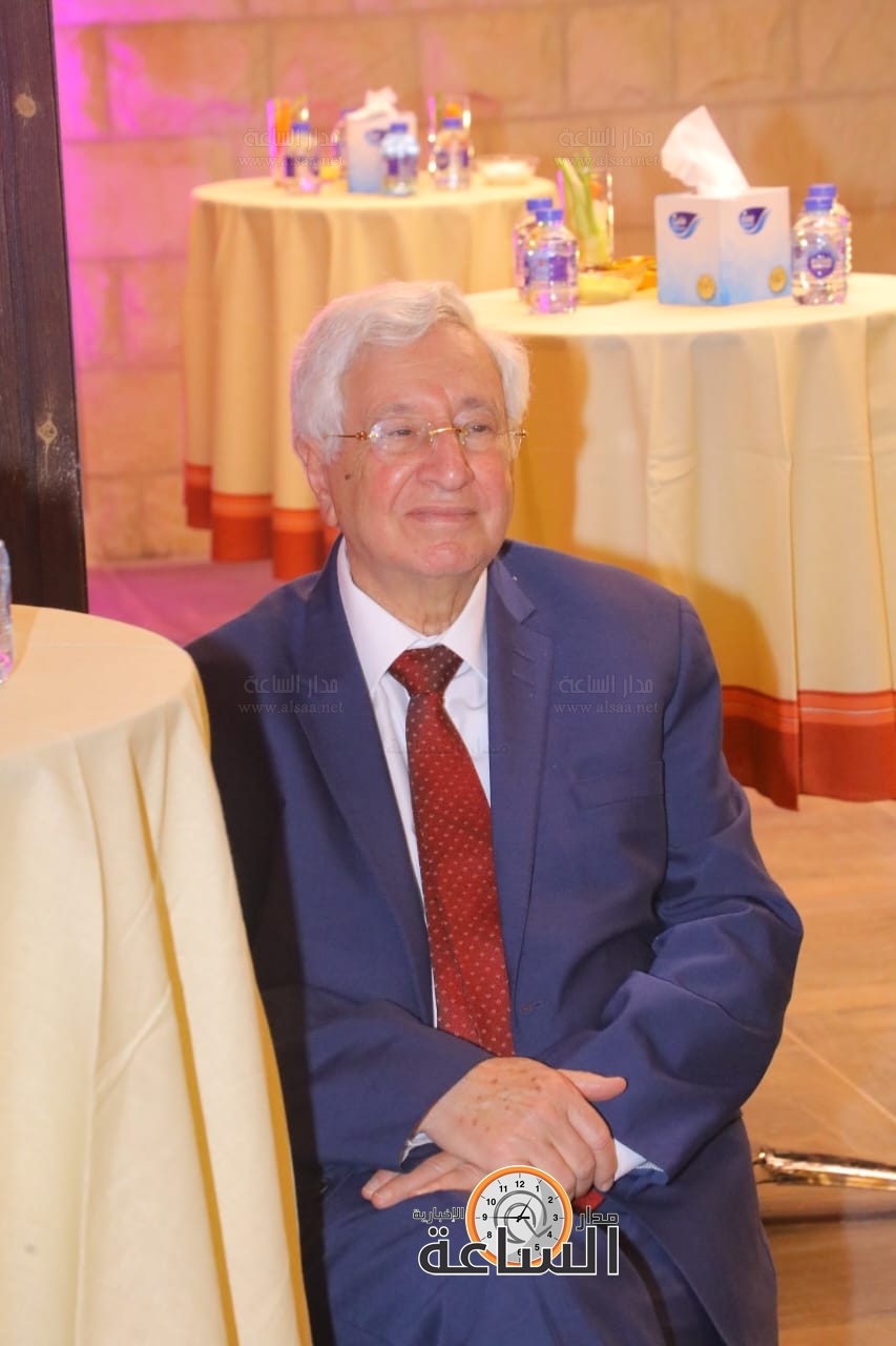 Madar Al-Saa Images 0.8928354656262204