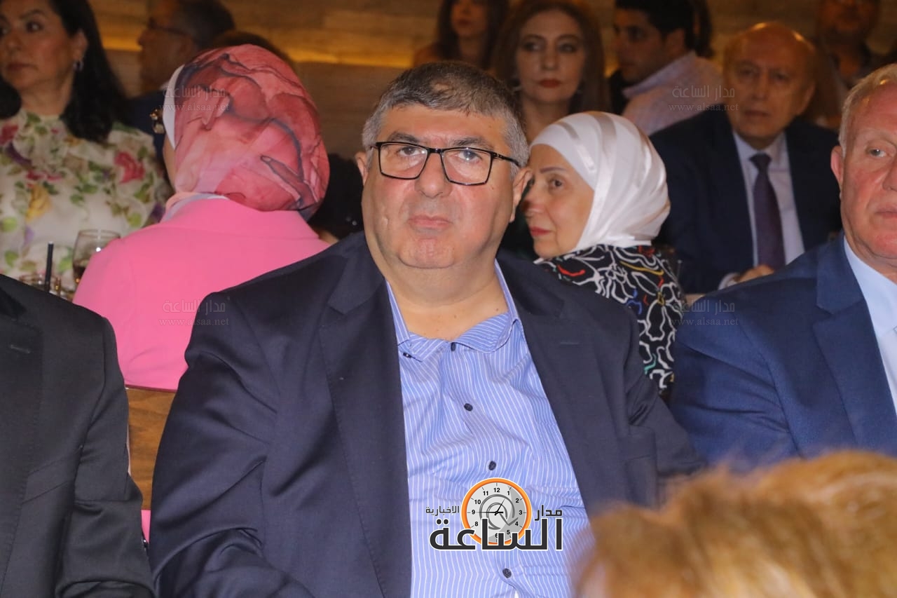 Madar Al-Saa Images 0.4670509447268031