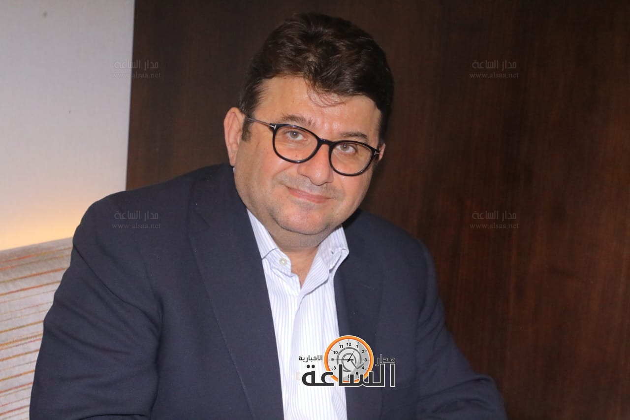 Madar Al-Saa Images 0.868415523104609