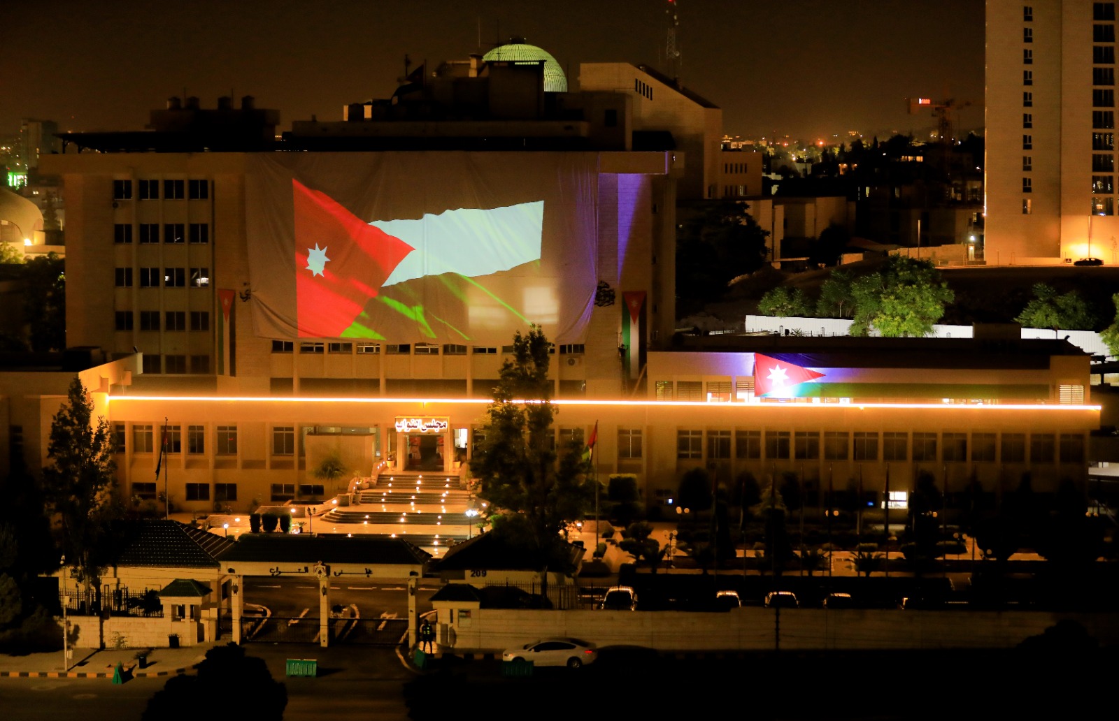 Madar Al-Saa Images 0.2761484145729991