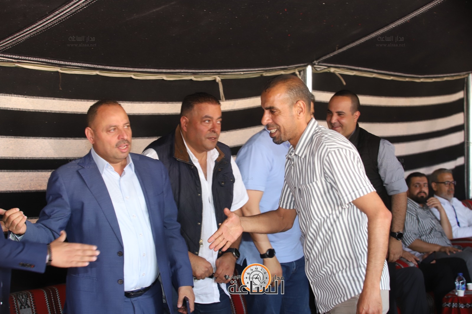 Madar Al-Saa Images 0.8226009765498357