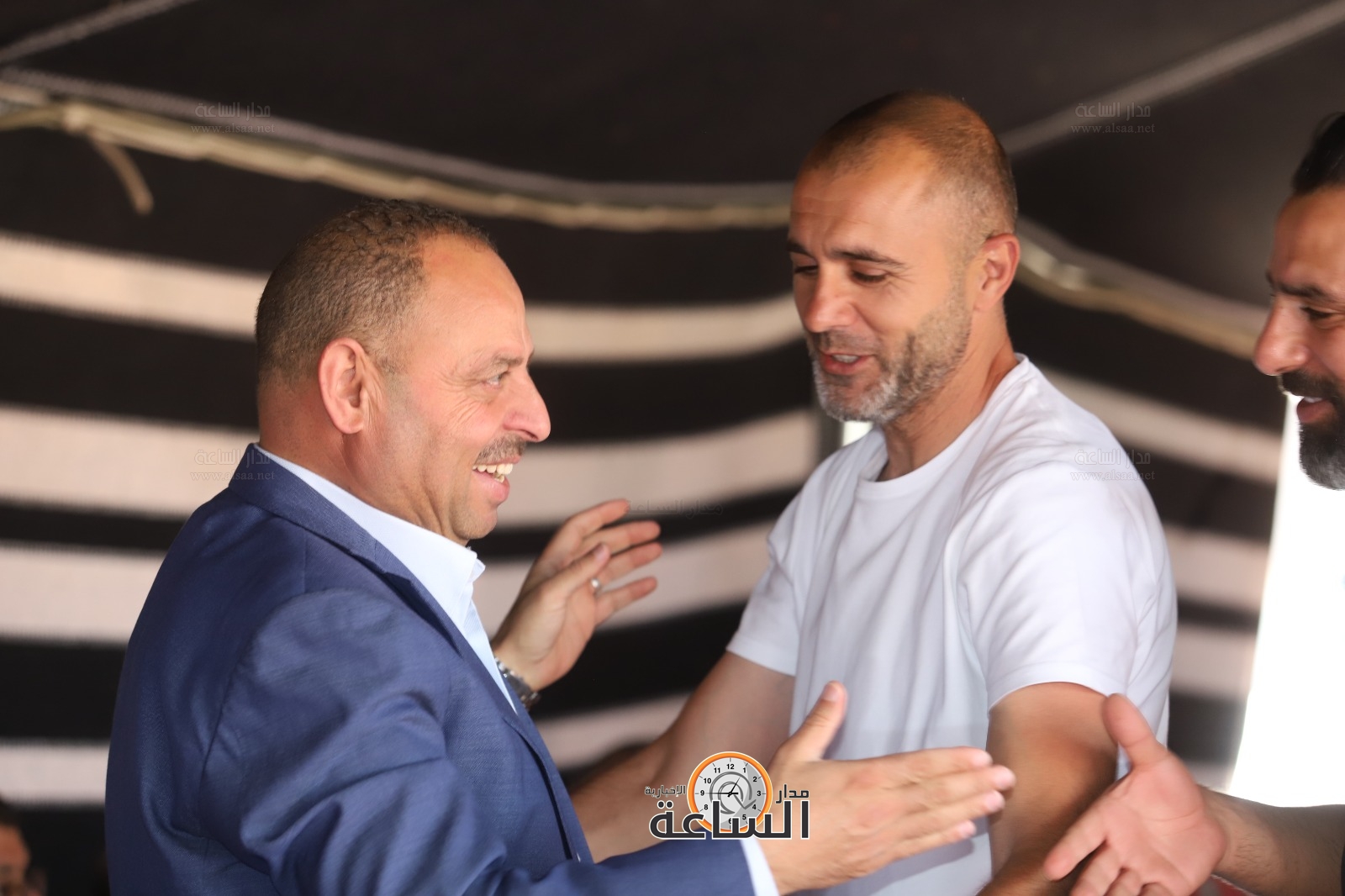 Madar Al-Saa Images 0.3541240465658222