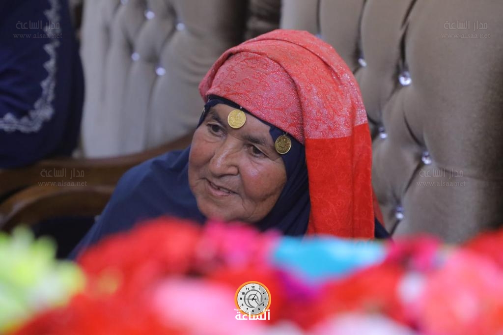 Madar Al-Saa Images 0.39024203385684086