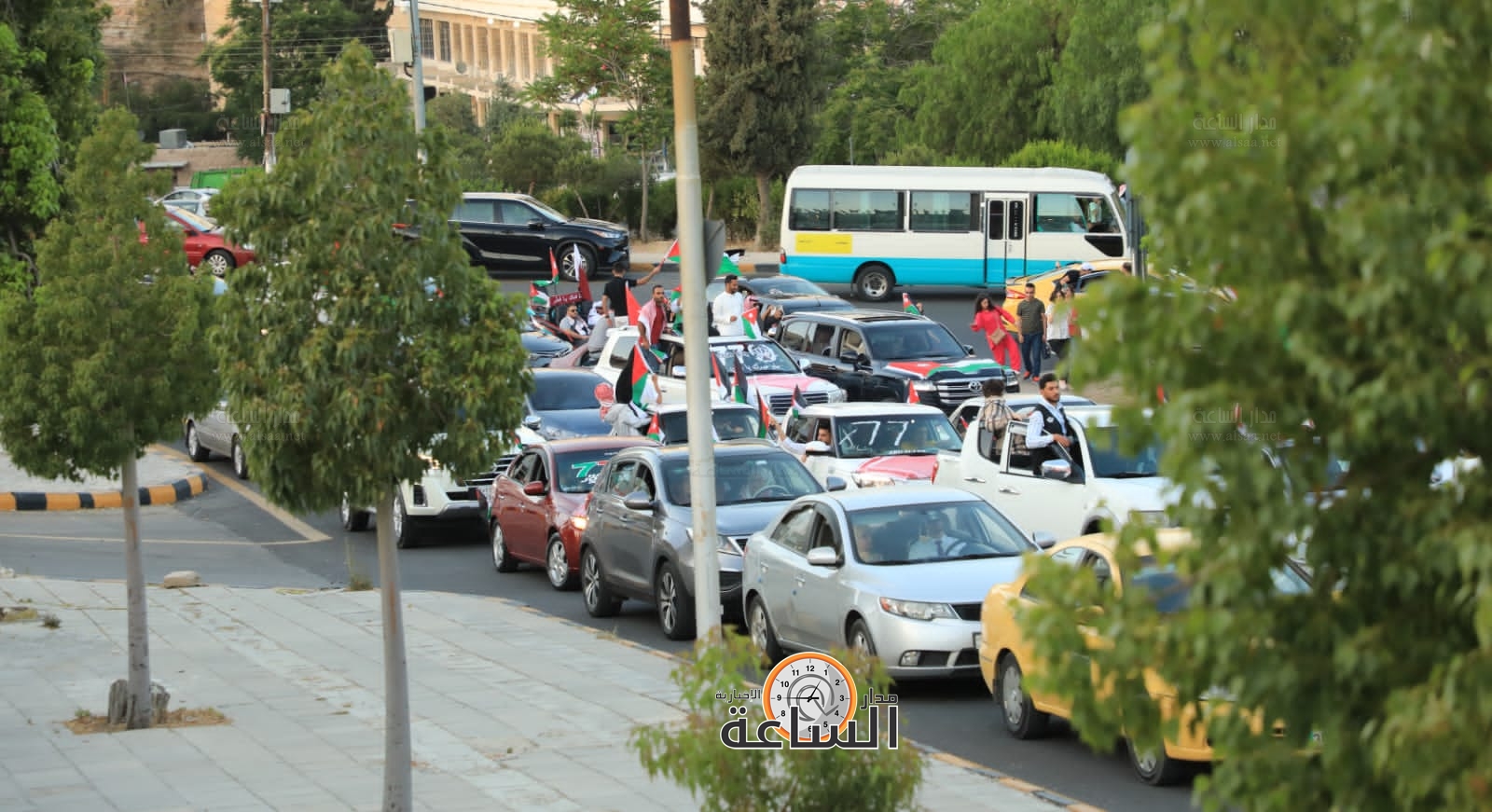 Madar Al-Saa Images 0.7235511817154541