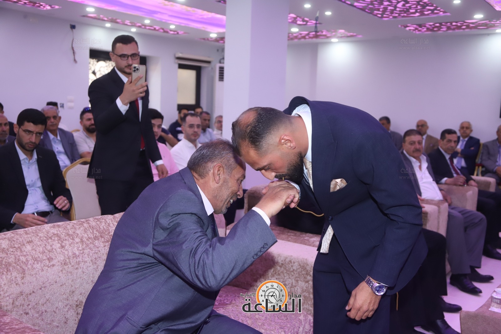 Madar Al-Saa Images 0.8730853623214492