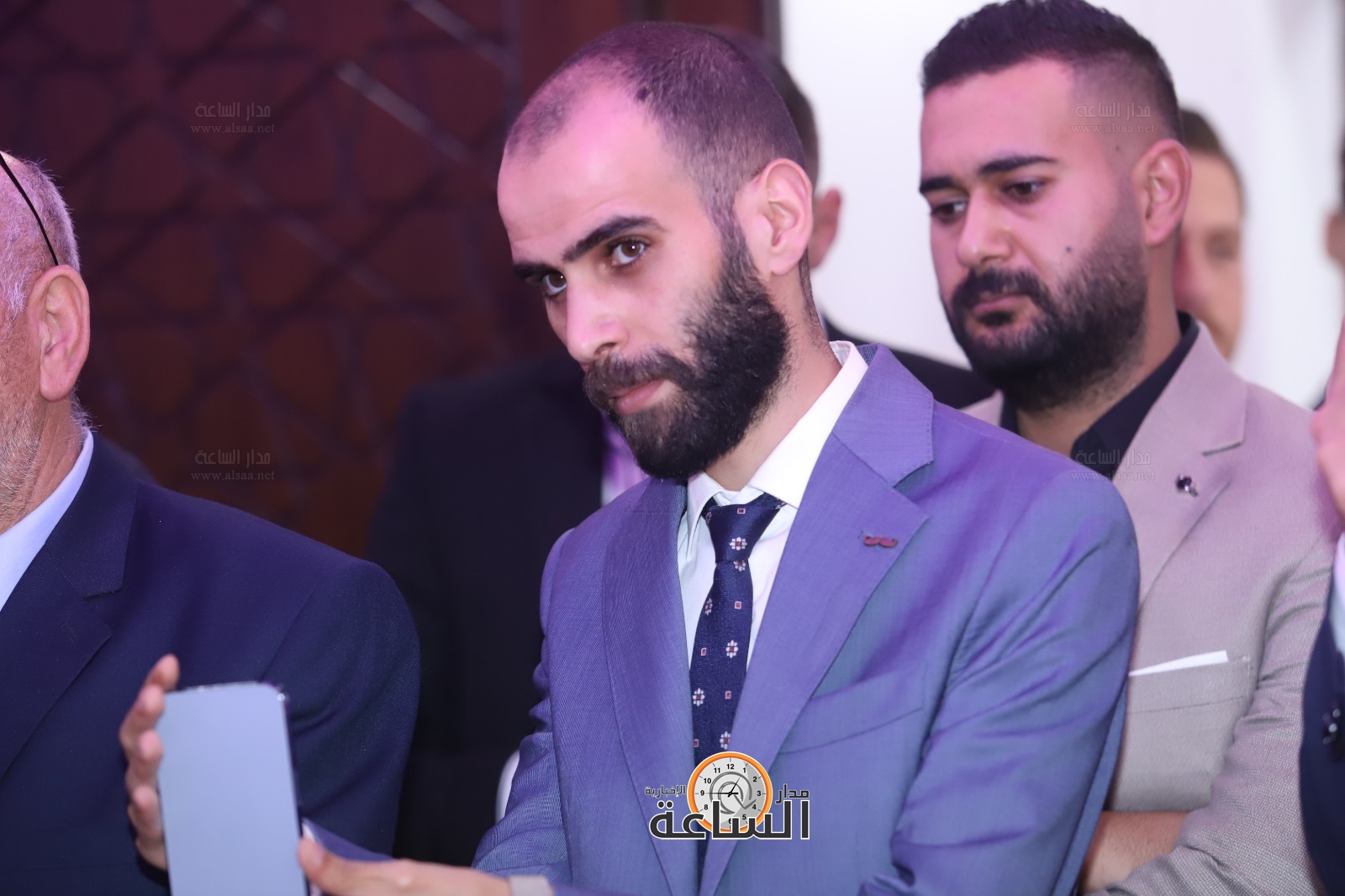 Madar Al-Saa Images 0.5116462532018566