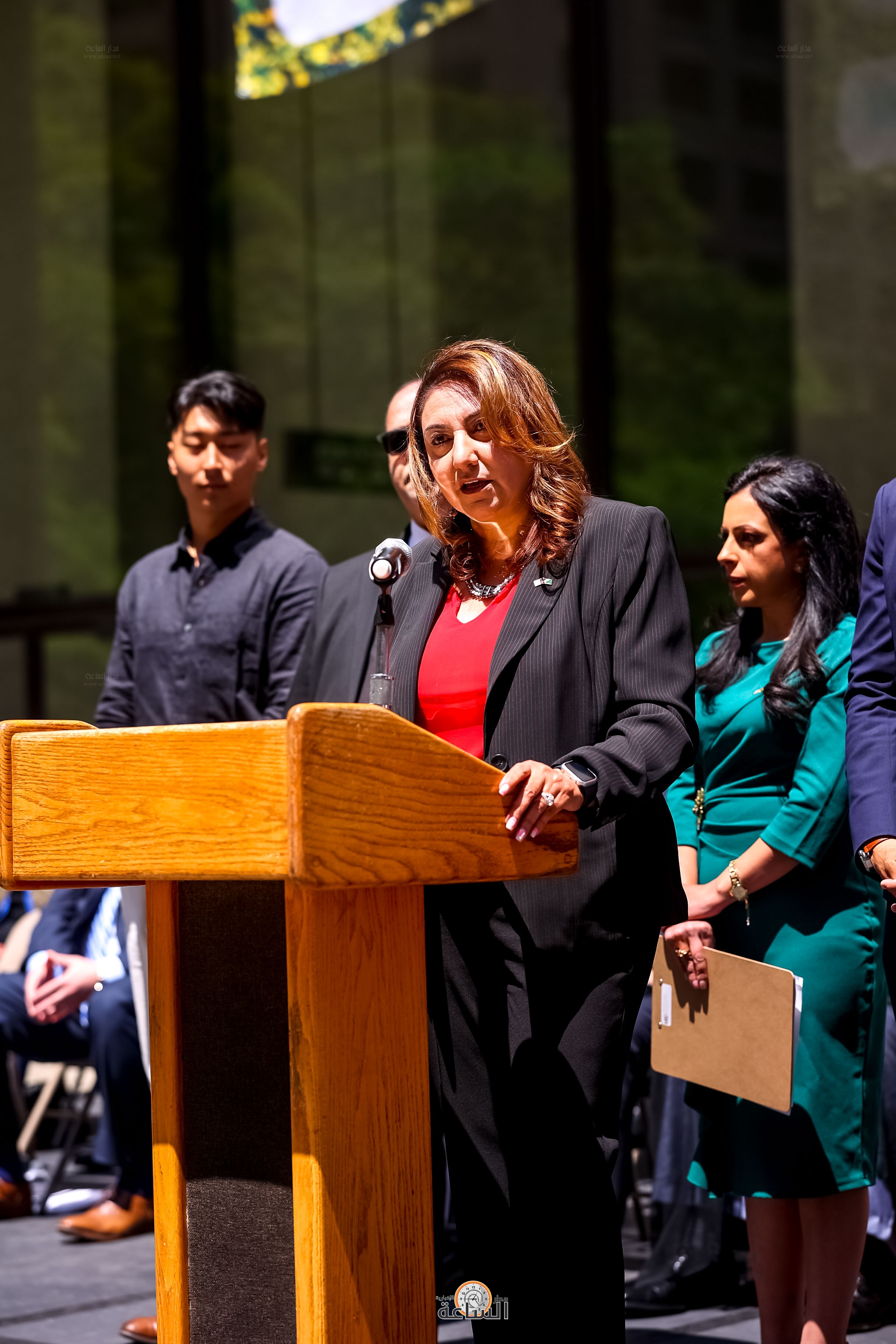 Madar Al-Saa Images 0.882696577272023