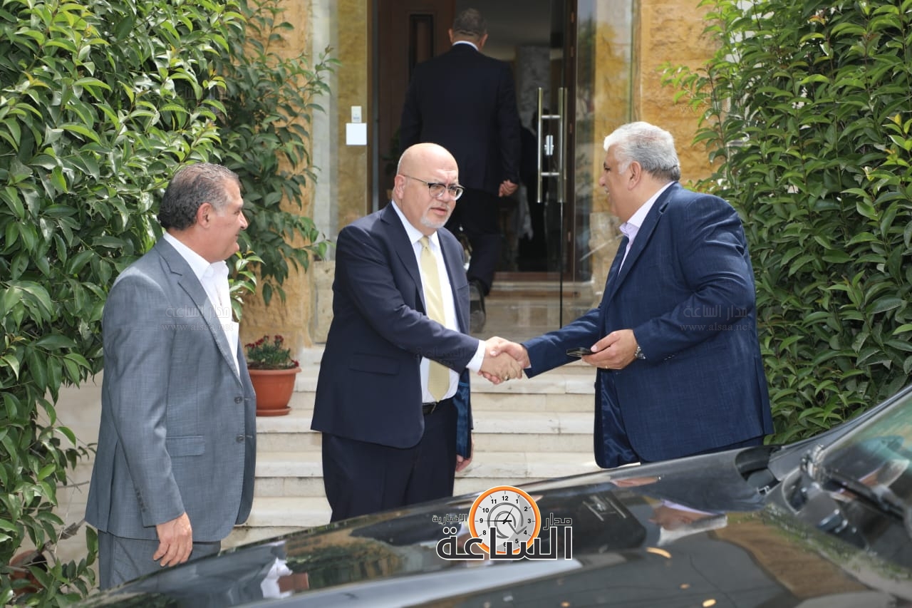 Madar Al-Saa Images 0.36156117081089767