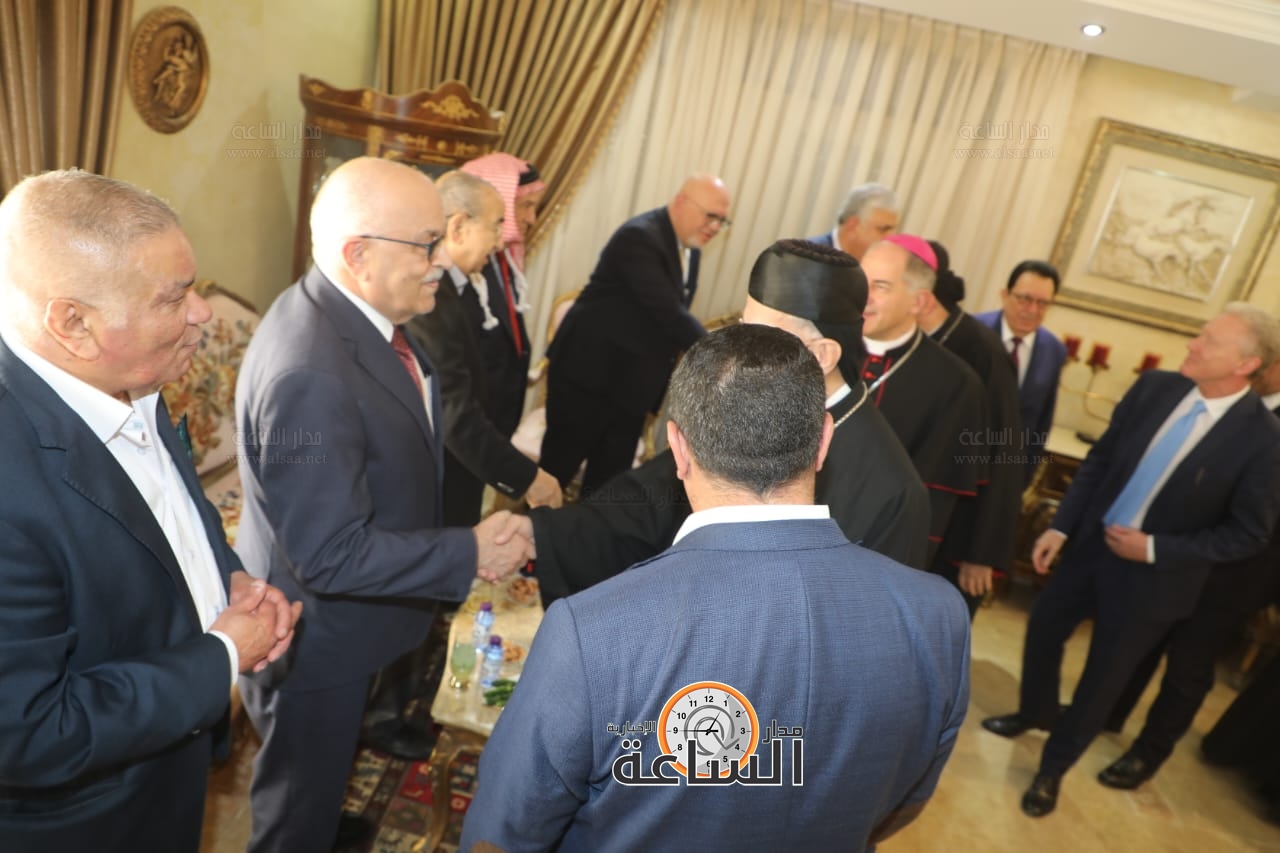 Madar Al-Saa Images 0.5577347623748733