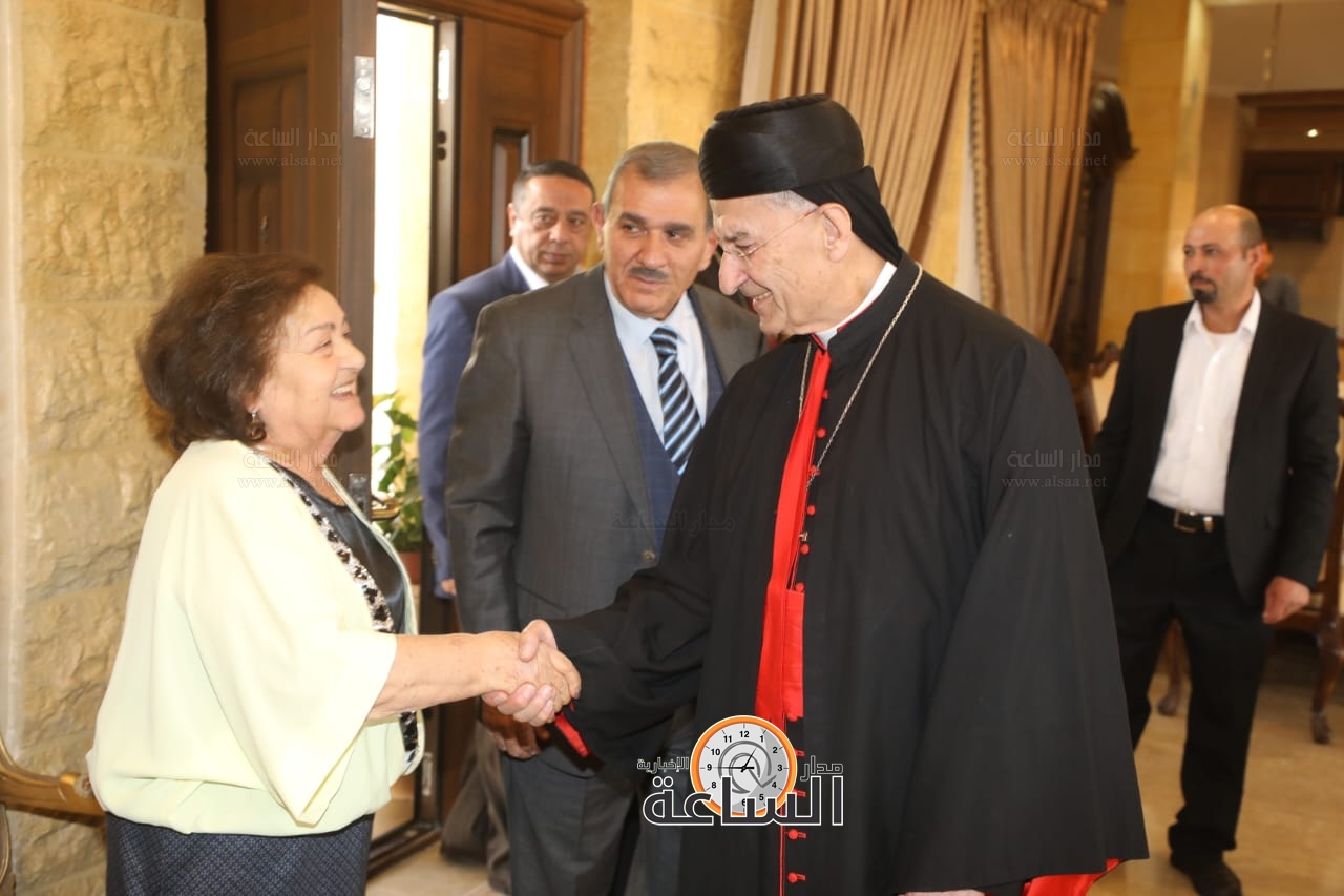 Madar Al-Saa Images 0.11197525706421618