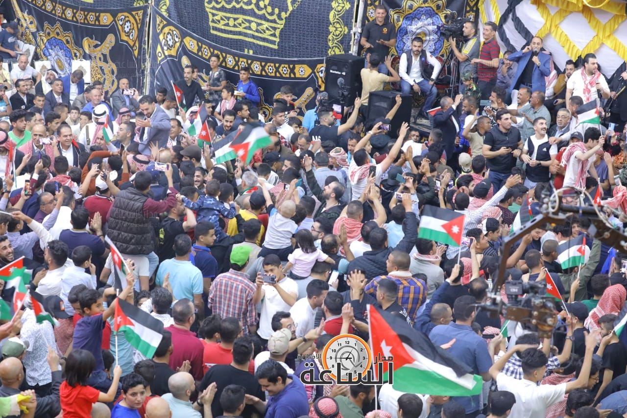 Madar Al-Saa Images 0.04186448384911656