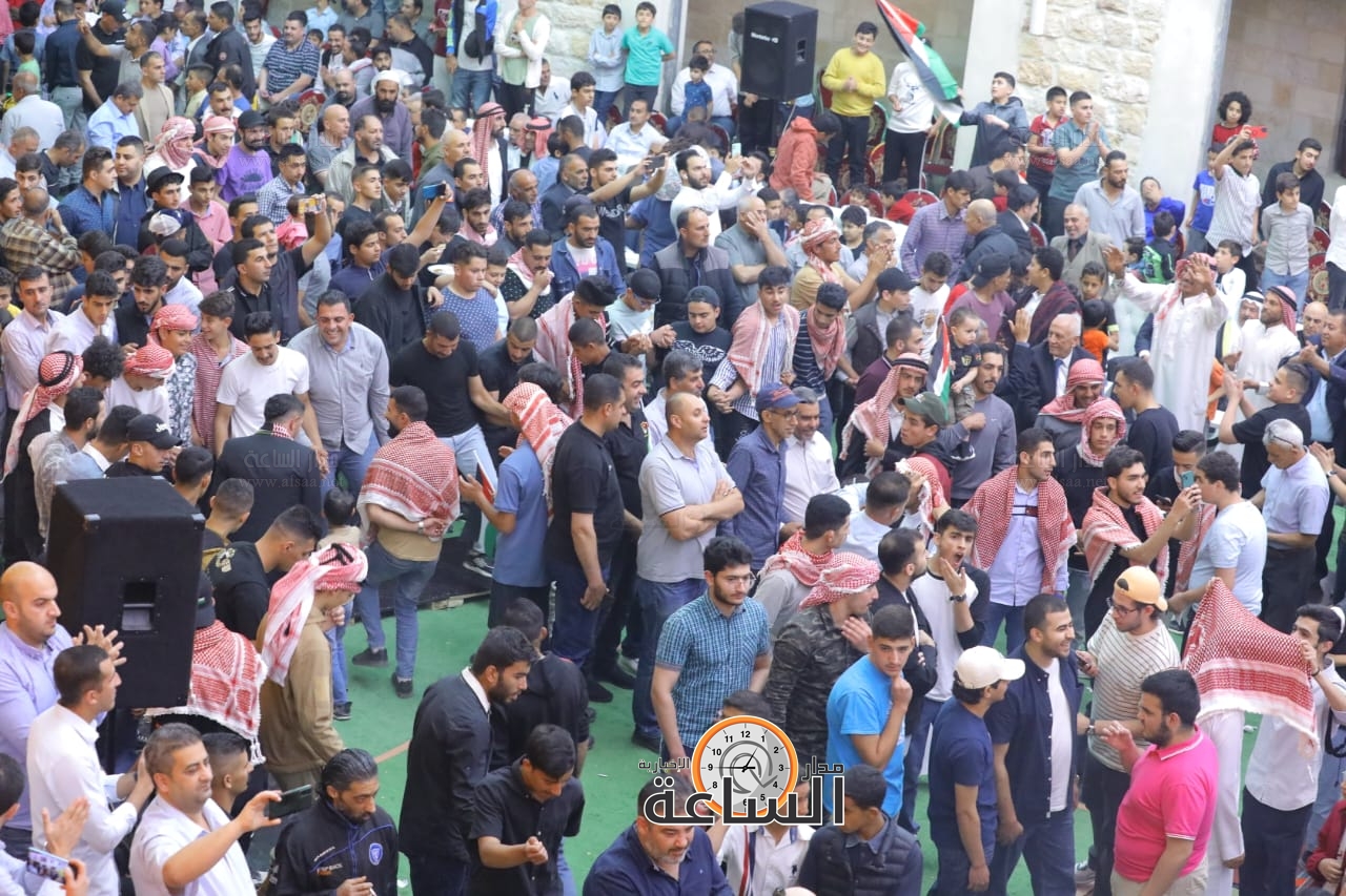 Madar Al-Saa Images 0.16442189349346414