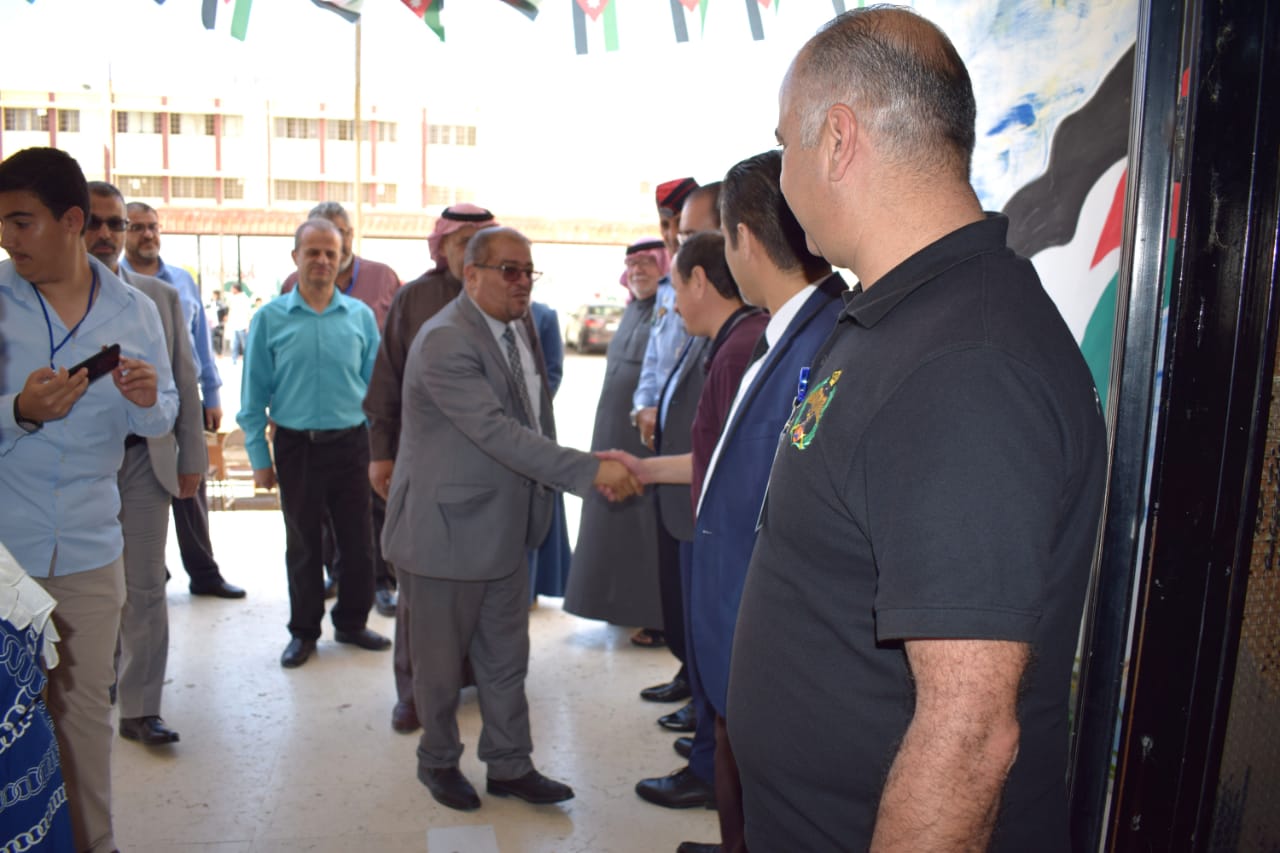 Madar Al-Saa Images 0.9450671771721035