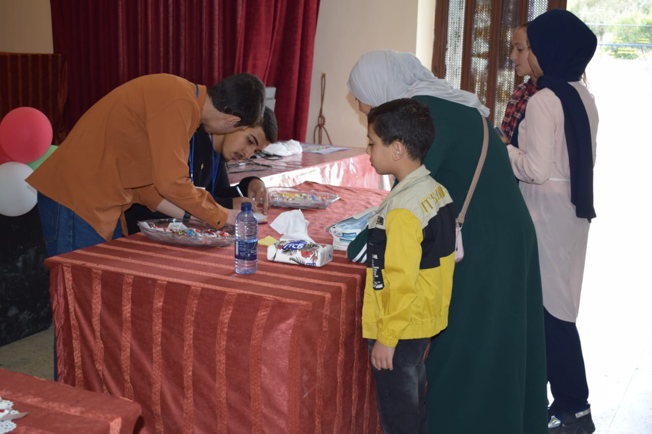 Madar Al-Saa Images 0.9278393356406722