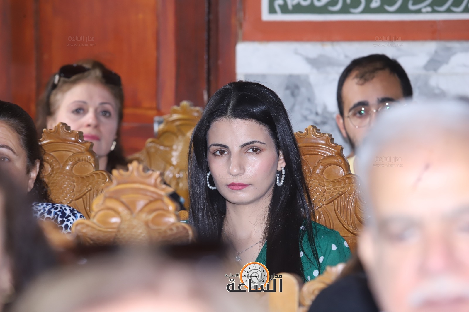 Madar Al-Saa Images 0.012053041869054315